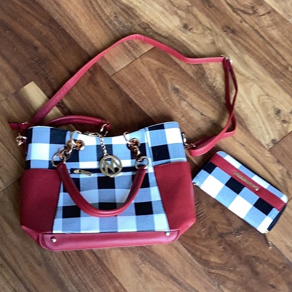 MIA K COLLECTION purse and wallet, excellent condition - Picture 10 of 10